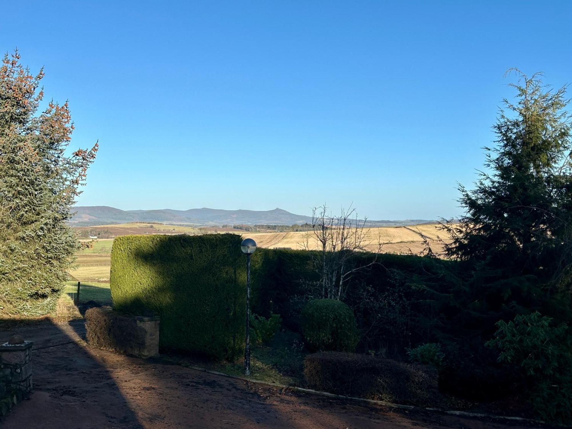 Awakening Alchemy Retreat Centre Bed & Breakfast Inverurie Bagian luar foto