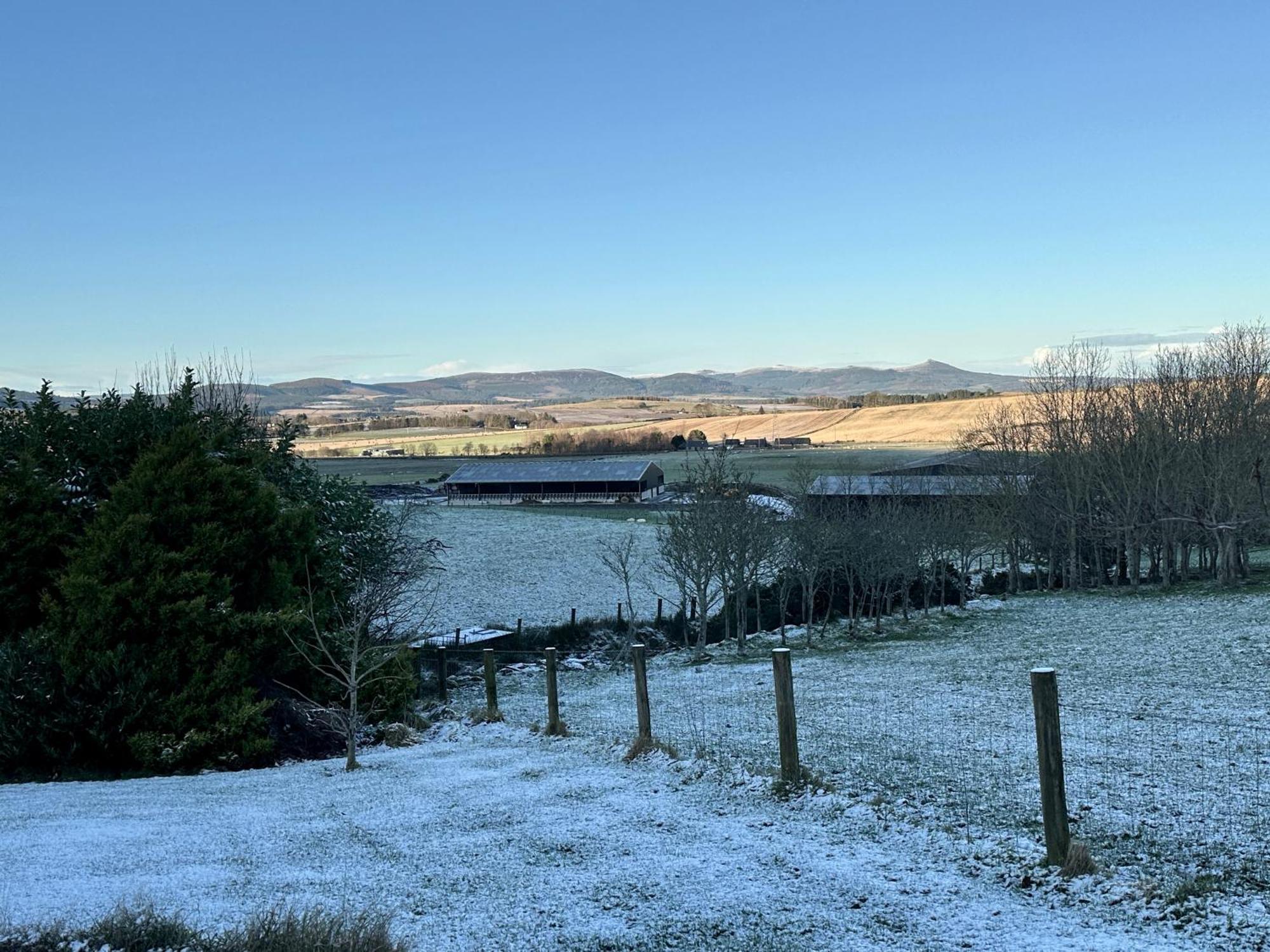 Awakening Alchemy Retreat Centre Bed & Breakfast Inverurie Bagian luar foto