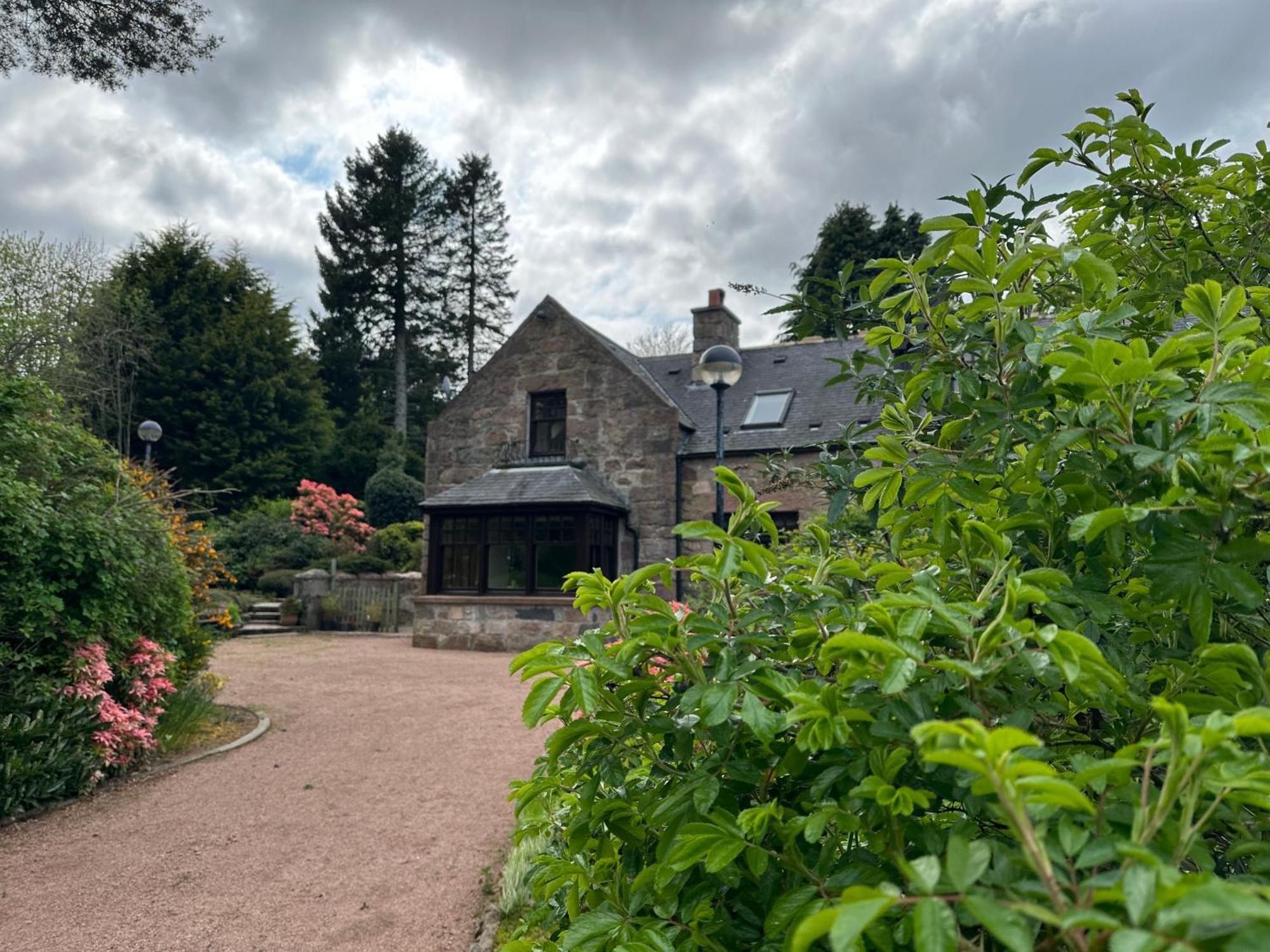 Awakening Alchemy Retreat Centre Bed & Breakfast Inverurie Bagian luar foto