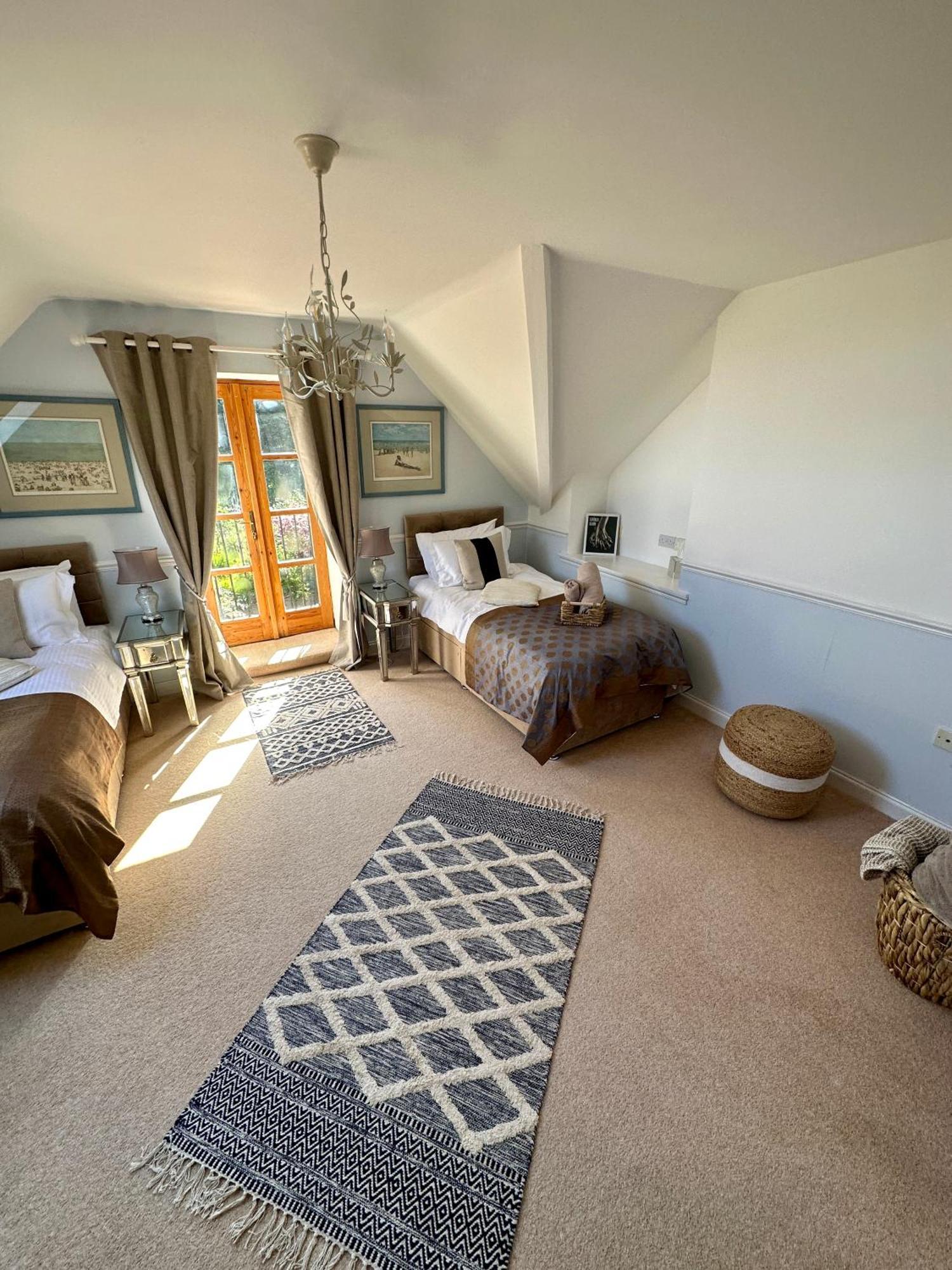 Awakening Alchemy Retreat Centre Bed & Breakfast Inverurie Bagian luar foto