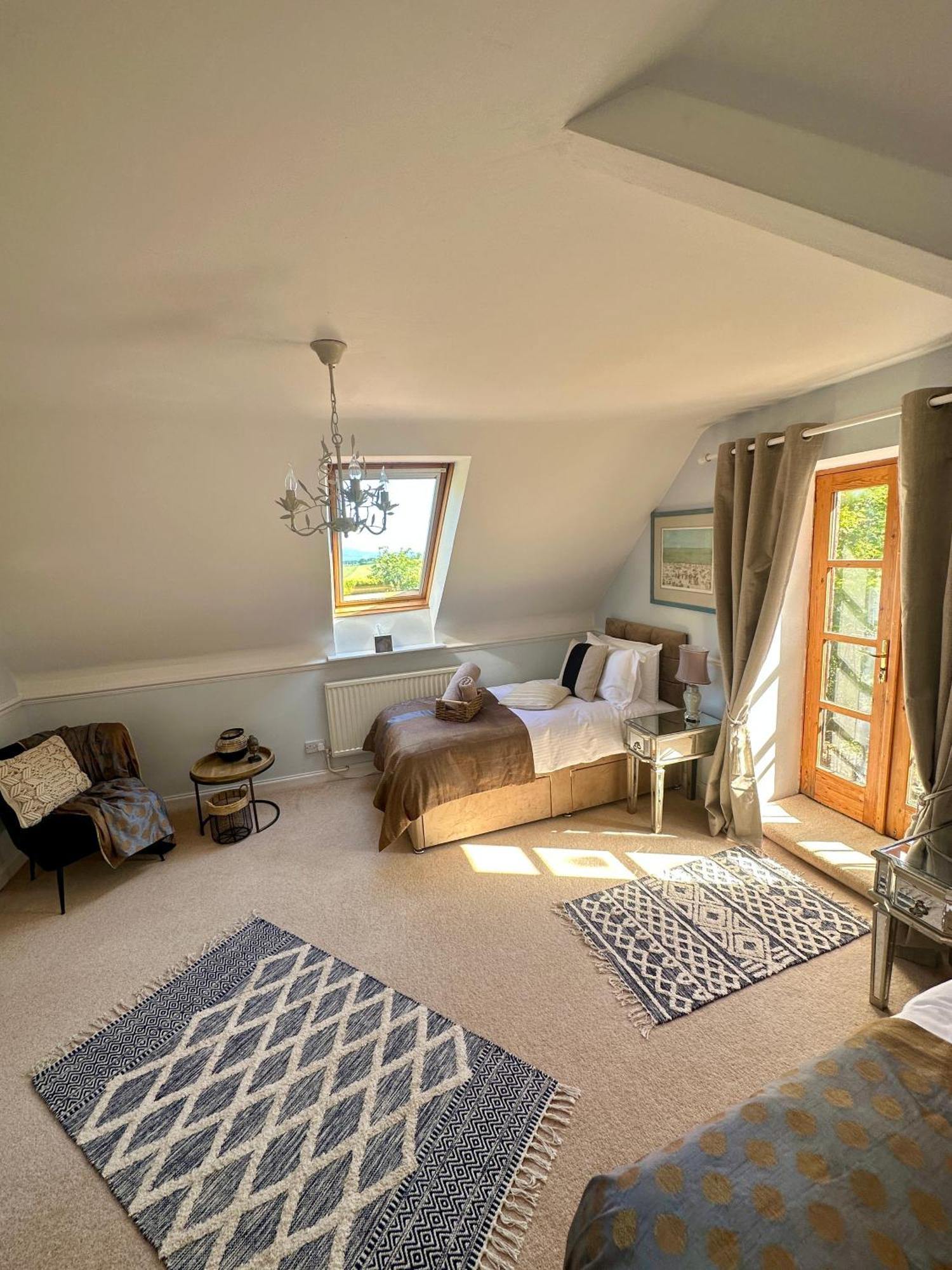 Awakening Alchemy Retreat Centre Bed & Breakfast Inverurie Bagian luar foto